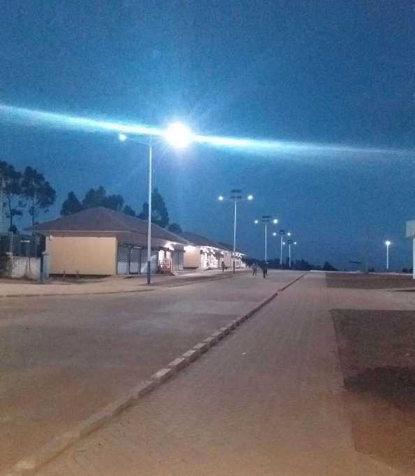南宁市非洲科特迪瓦太阳能路灯工程